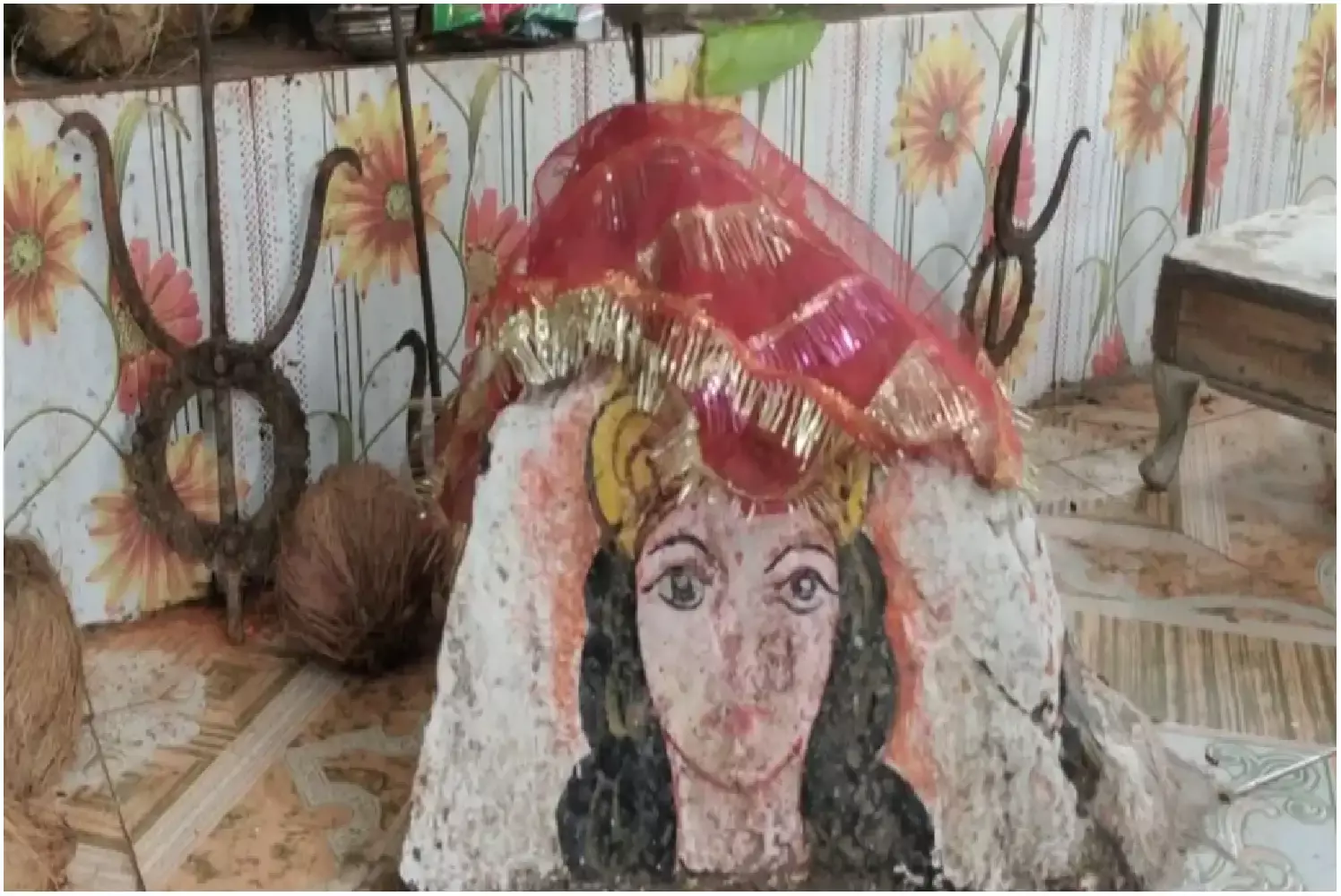 भारत में माता का एक ऐसा भी मंदिर हैं, जहाँ पर औरतो का जाना वर्जित हैं, जानिए इसके बारे में भारत में माता का एक ऐसा भी मंदिर हैं, जहाँ पर औरतो का जाना वर्जित हैं, जानिए इसके बारे में