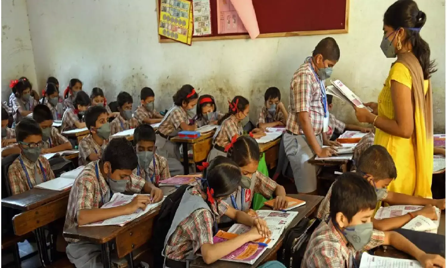 यूपी मुफ्त शिक्षा योजना के जरिए किन छात्रो को लाभ मिलेगा व अन्य जानकारी यूपी मुफ्त शिक्षा योजना के जरिए किन छात्रो को लाभ मिलेगा व अन्य जानकारी