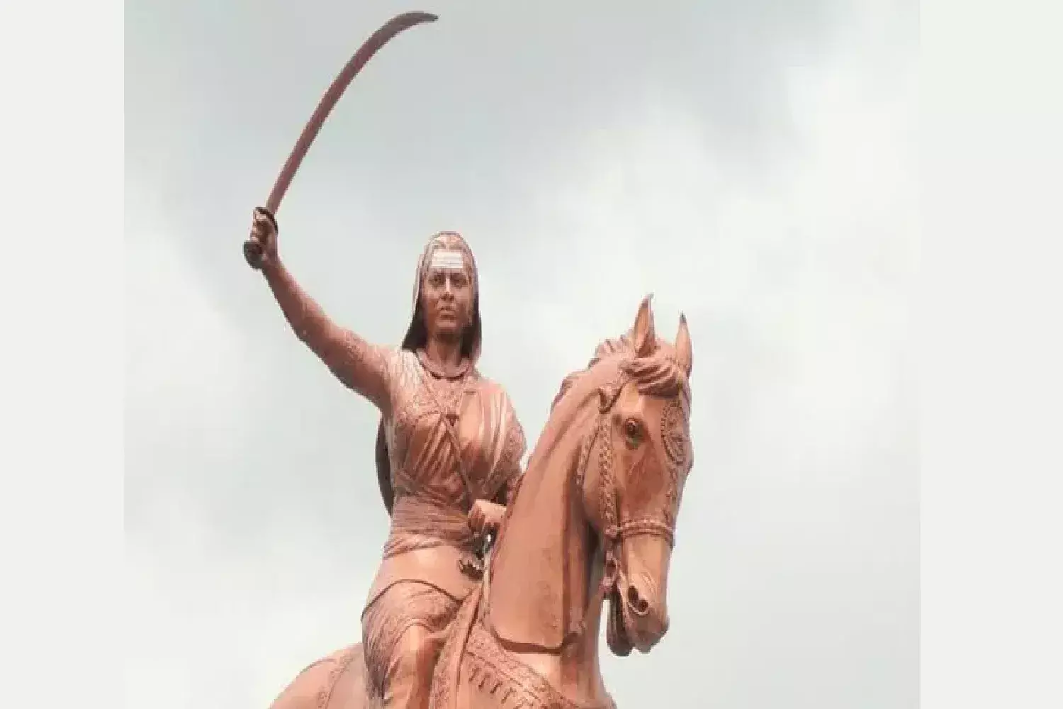 रानी चेन्नम्मा जिनको कर्नाटक की लक्ष्मीबाई कहा जाता हैं, जानिए इनके बारे में रानी चेन्नम्मा जिनको कर्नाटक की लक्ष्मीबाई कहा जाता हैं, जानिए इनके बारे में