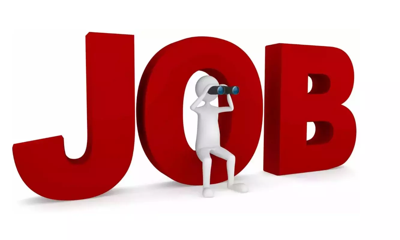Career: इकोनॉमिक्स पढ़कर पाए ये शानदार नौकरी, सैलरी दो लाख से भी ज्यादा Career: इकोनॉमिक्स पढ़कर पाए ये शानदार नौकरी, सैलरी दो लाख से भी ज्यादा
