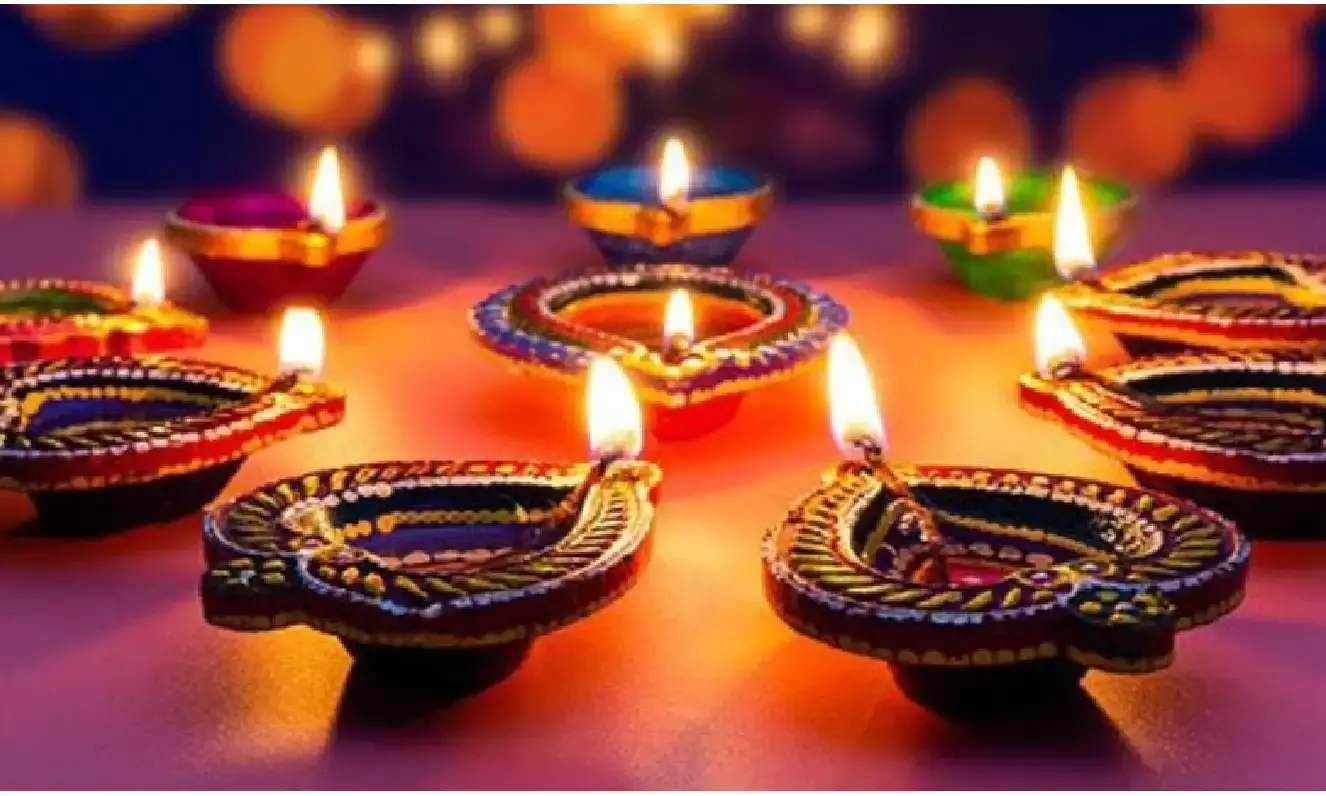 Diwali 2023: भारत के अलावा इन गैर हिंदू देशो में मनाया जाता हैं, दिवाली का त्यौहार Diwali 2023: भारत के अलावा इन गैर हिंदू देशो में मनाया जाता हैं, दिवाली का त्यौहार