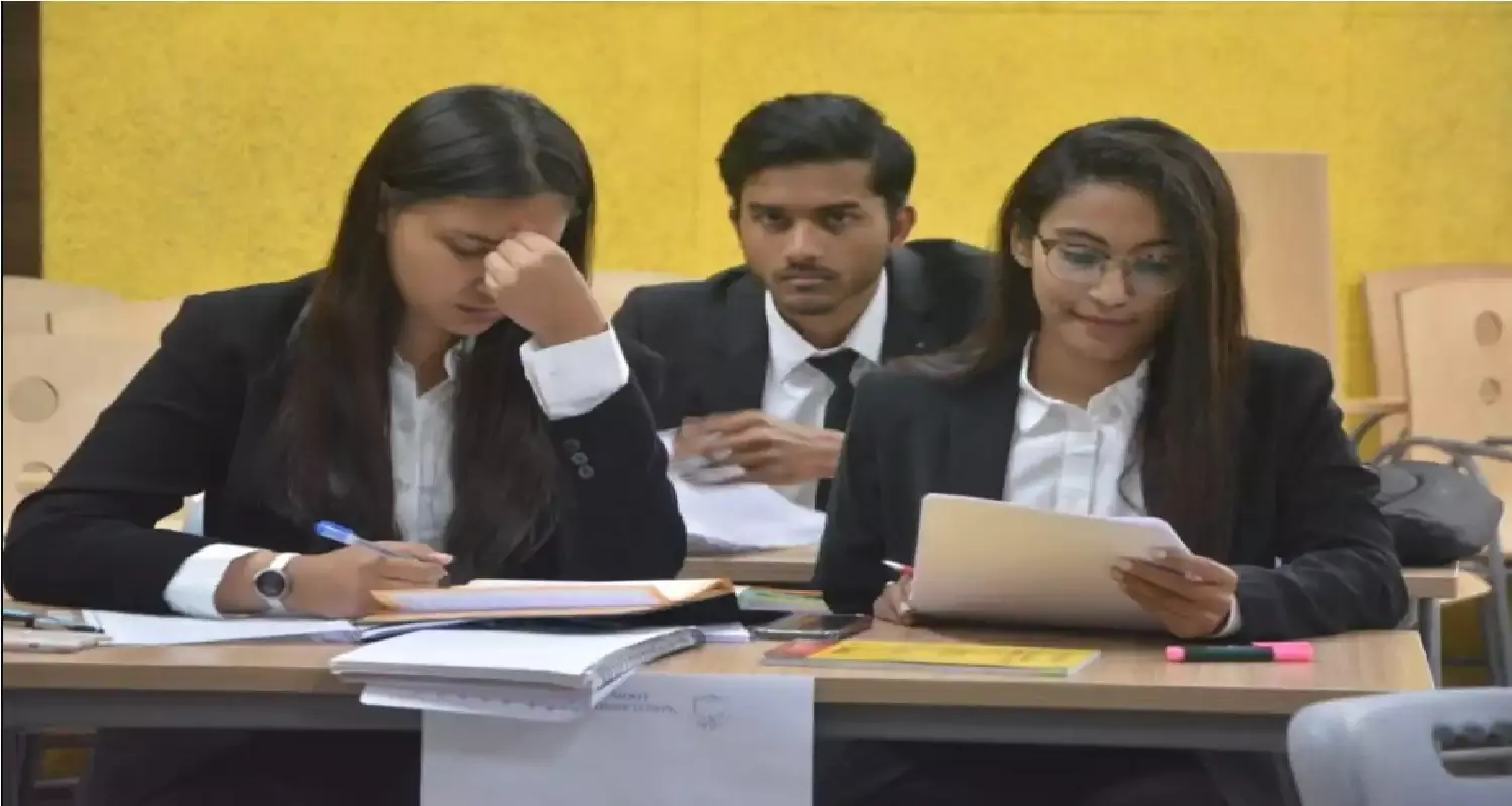 Sarkari Naukri: दिल्ली ज्यूडिशियल सर्विस परीक्षा 2023 के लिए आवेदन की आज अंतिम तिथि Sarkari Naukri: दिल्ली ज्यूडिशियल सर्विस परीक्षा 2023 के लिए आवेदन की आज अंतिम तिथि