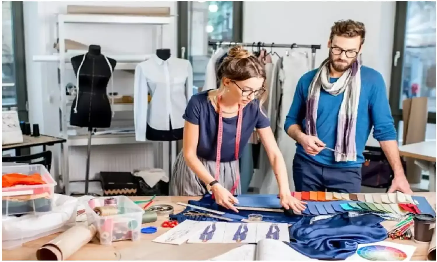 Career In Fashion Designing: फैशन डिजाइनर के फील्ड में करियर बनाने के लिए इन स्किल्स पर करे काम Career In Fashion Designing: फैशन डिजाइनर के फील्ड में करियर बनाने के लिए इन स्किल्स पर करे काम